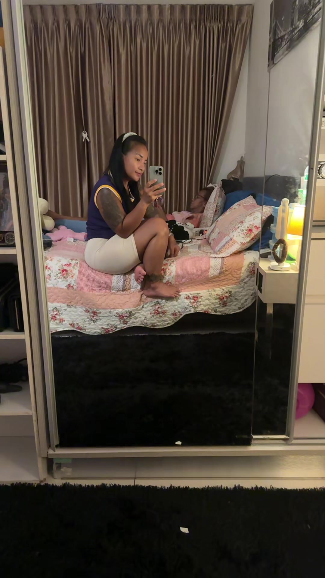 @Nisakon