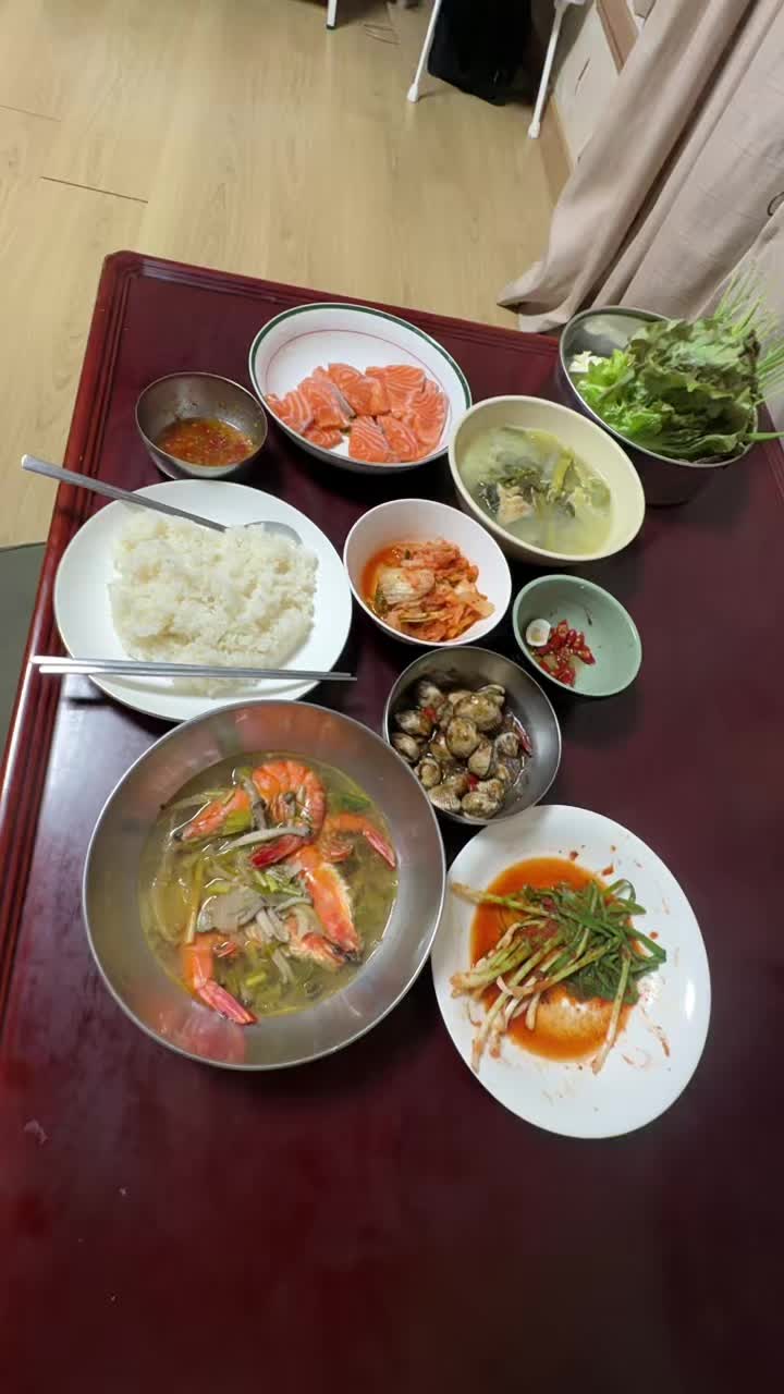 @김나윤🇰🇭🇰🇷