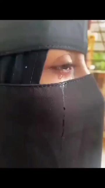 @👉💔💔👈