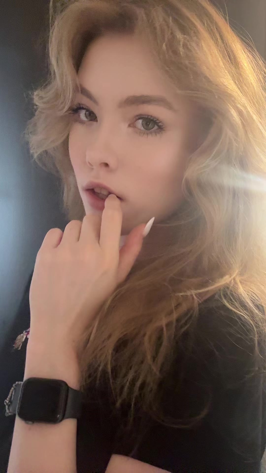 @anngxi