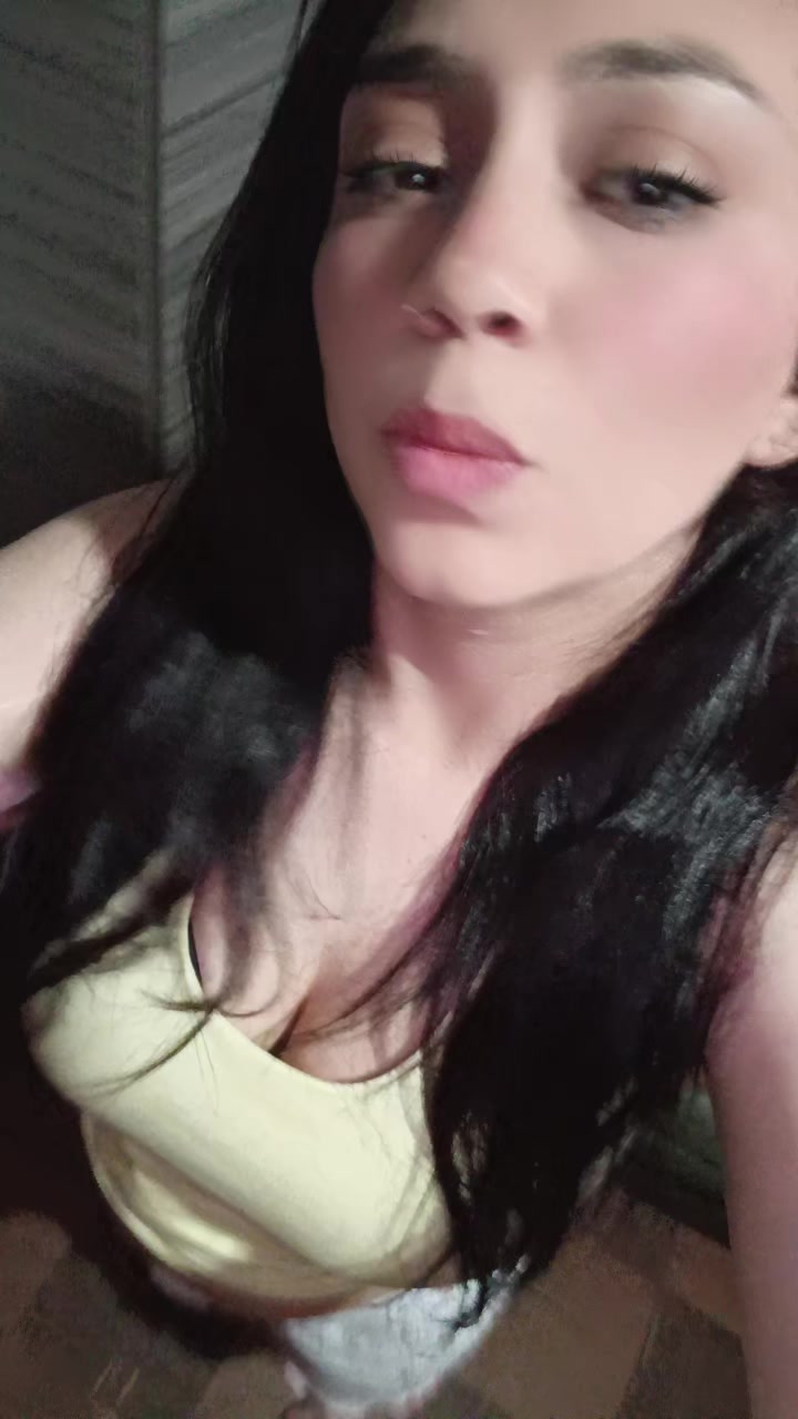 @🤩👩👦Angie Rueda🥰👼🏻👣