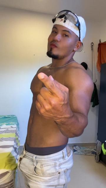 @manubi