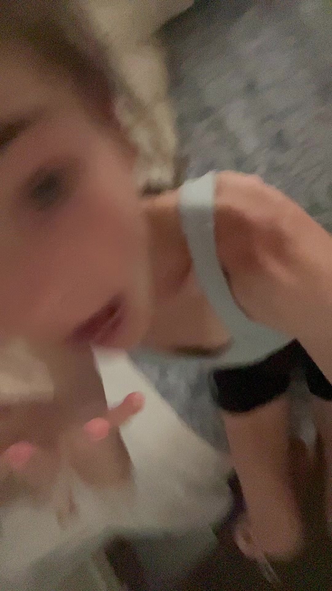 @Elise