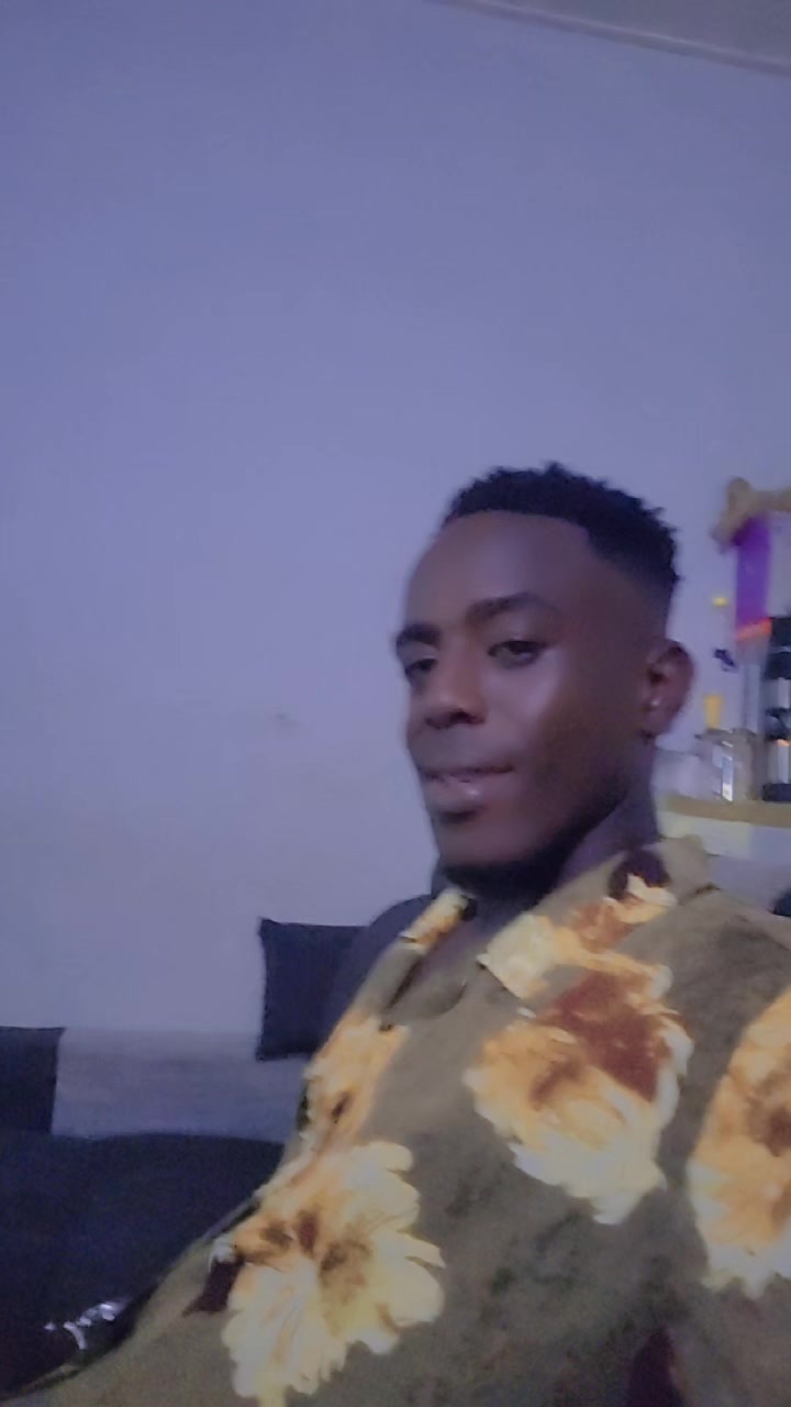 @Yayasababou5@gmail.coming back