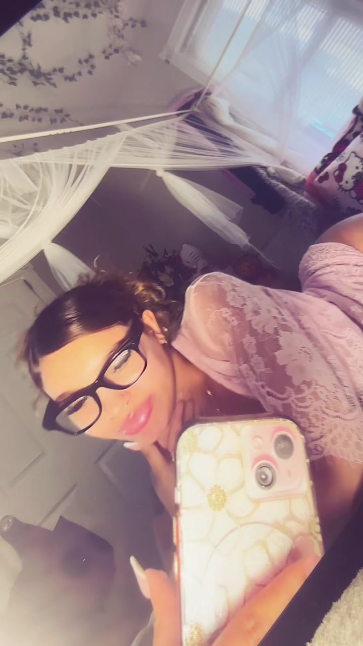 @💫
