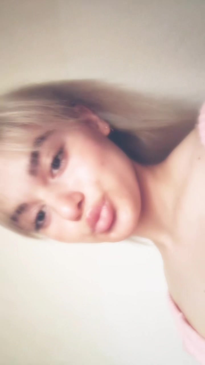 @vikixq👑