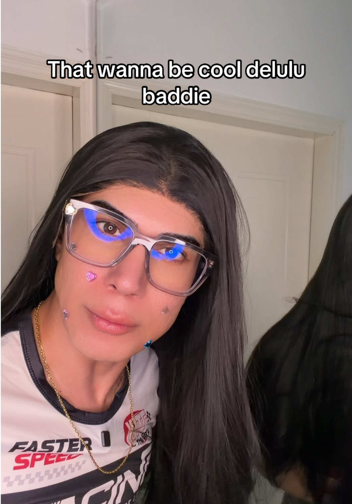 @Ken_