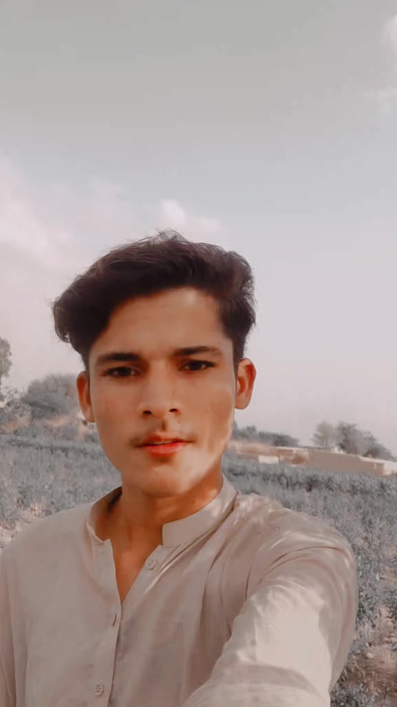 @𝗦𝗶𝗻𝗱𝗵𝗶 🍂༄.°