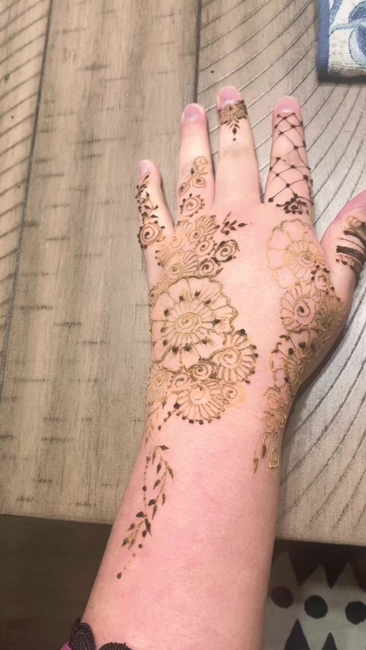 @عروہ خان 🇺🇸