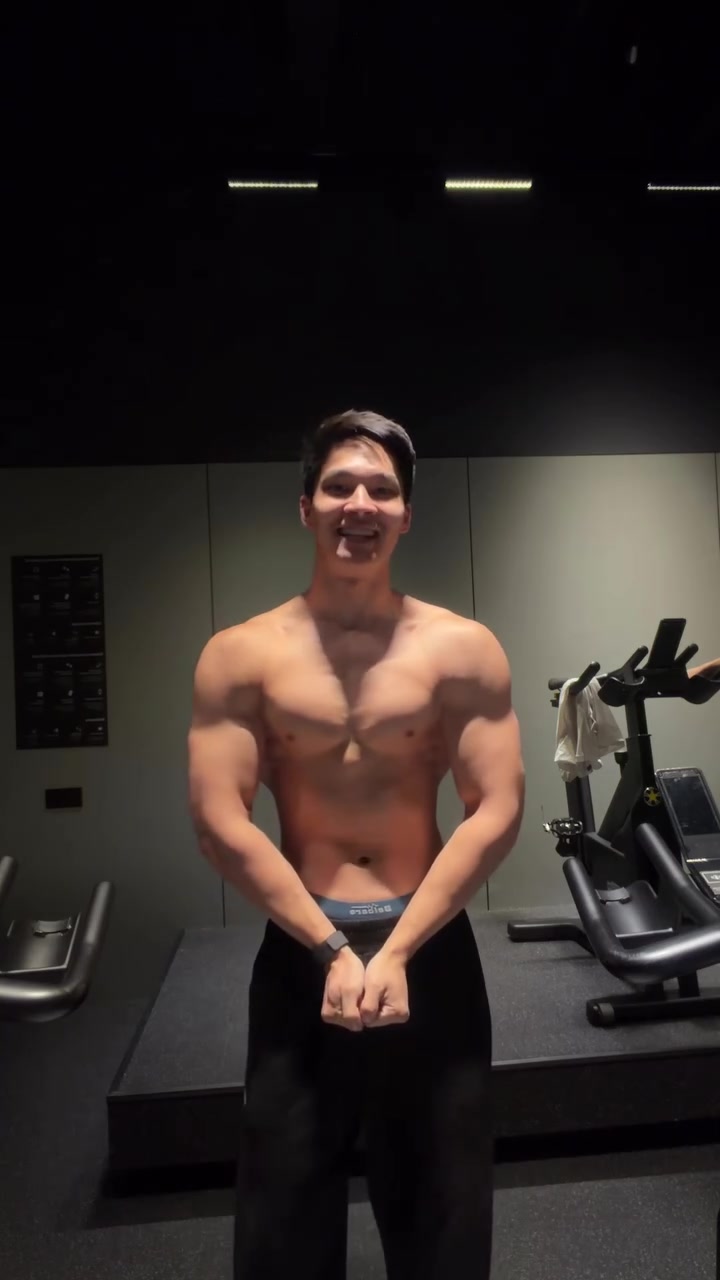 @ThaiChineseCuteboy