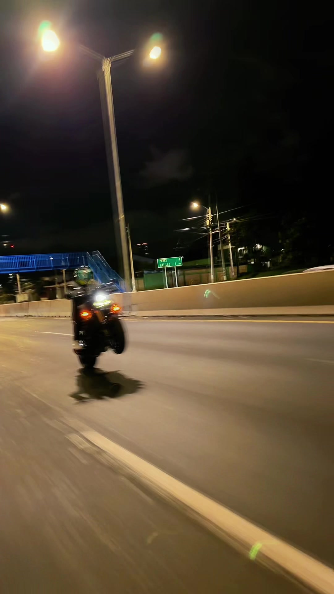 @Lucas94_mt09_