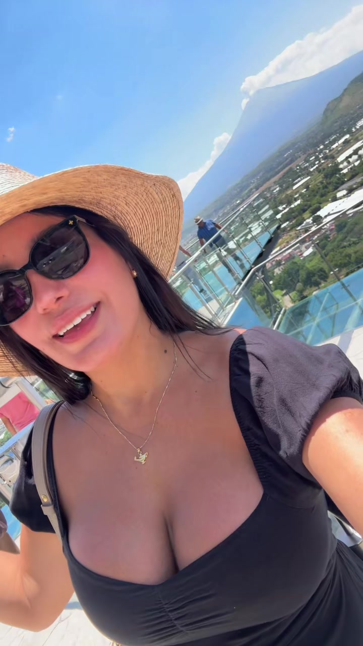 @Karina Brito