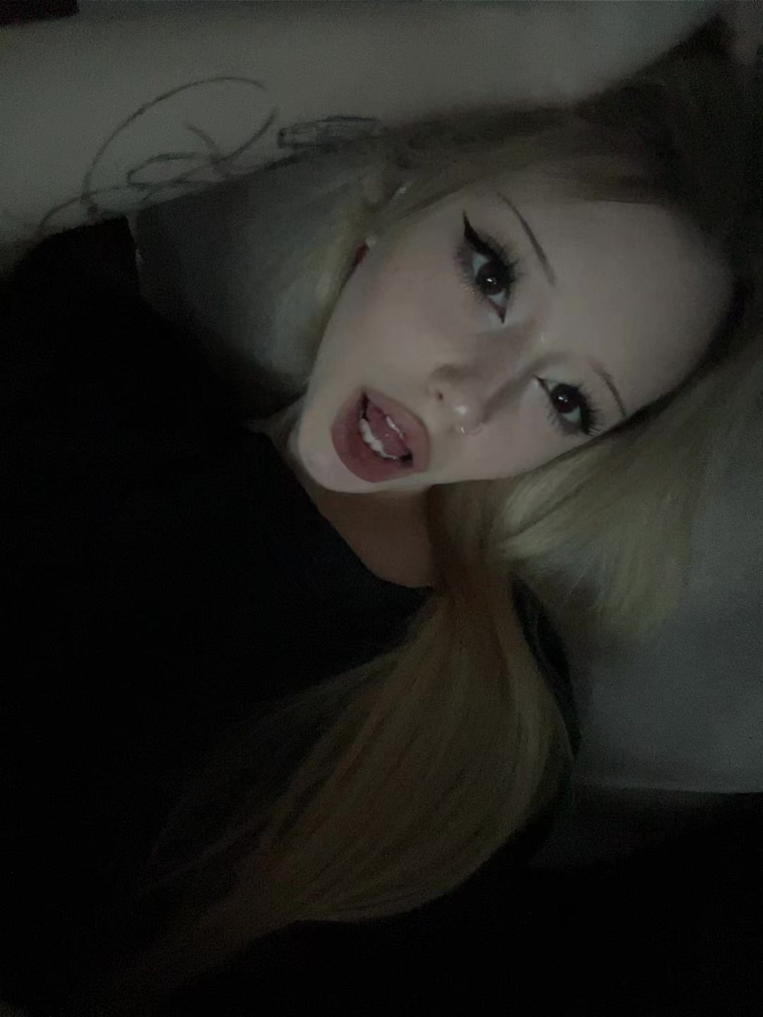 @тгк:xoniviinails