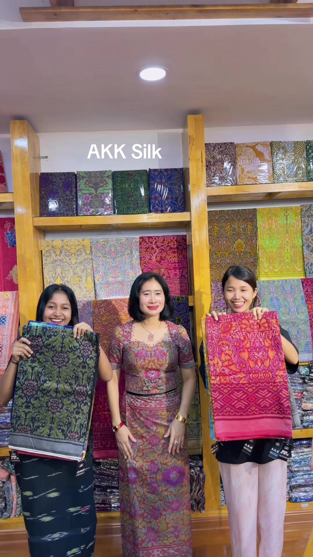 @Akk Silk (official account)