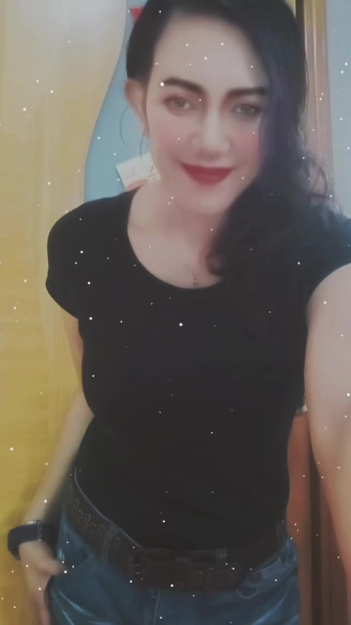 @Aura Cinta Kariesma