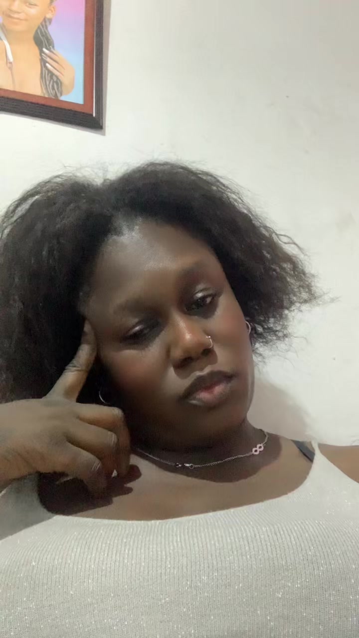 @Carine Ngoyi