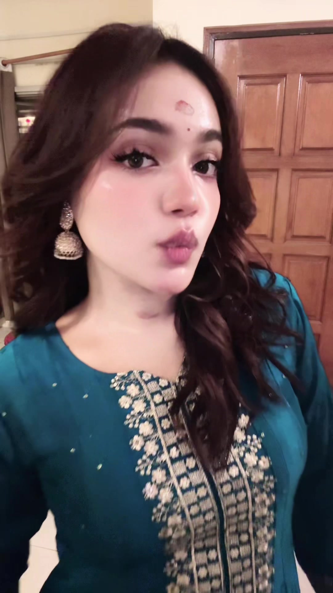 @_yashz12