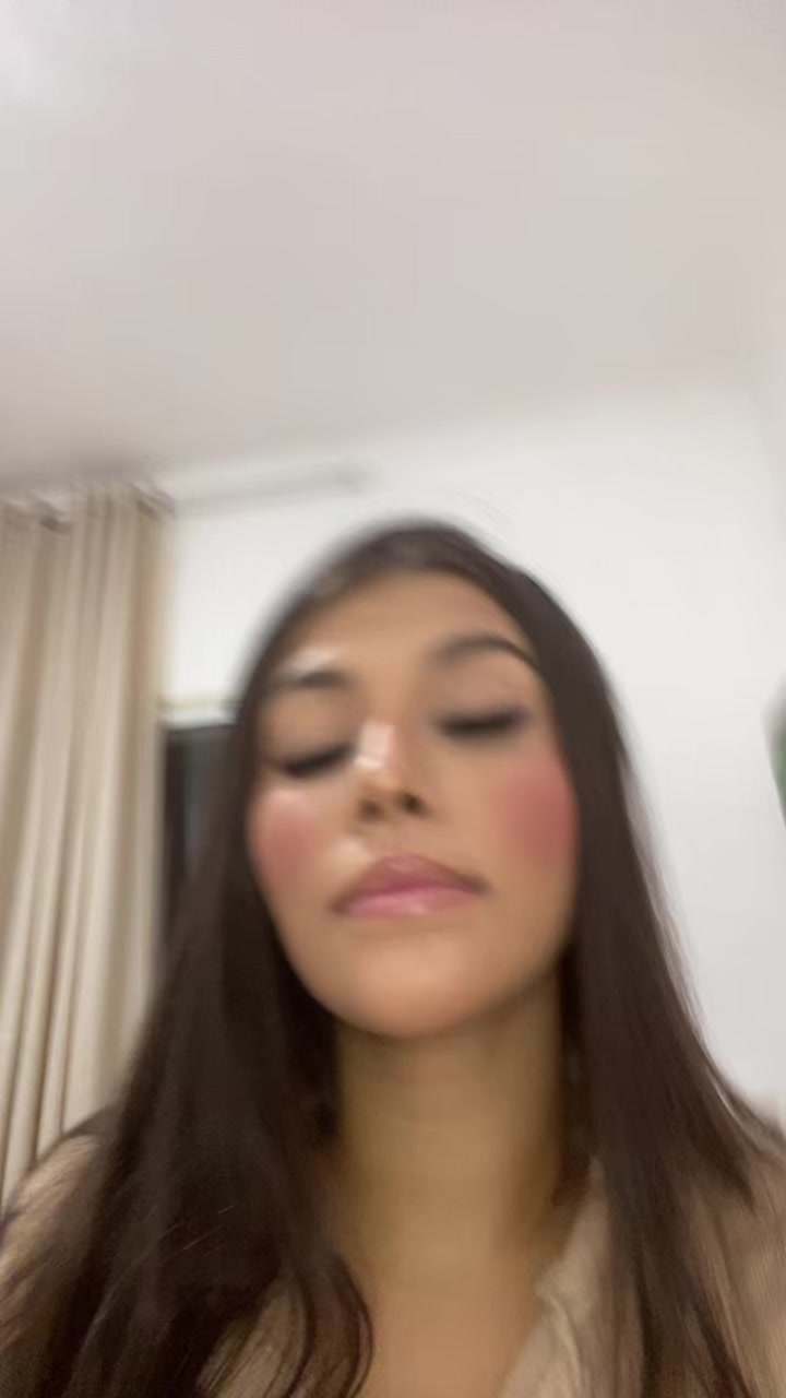 @Lara