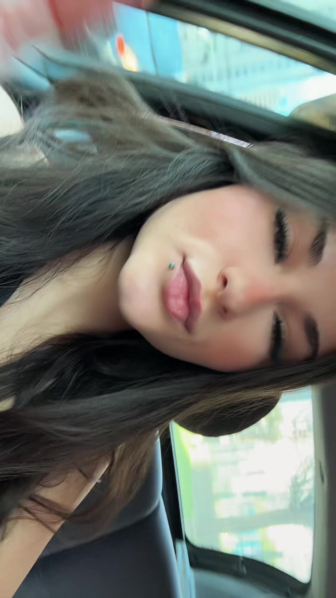 @MARCELLAA