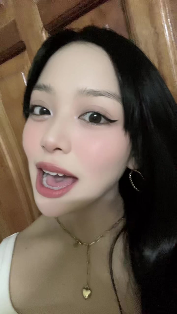 @Alliii