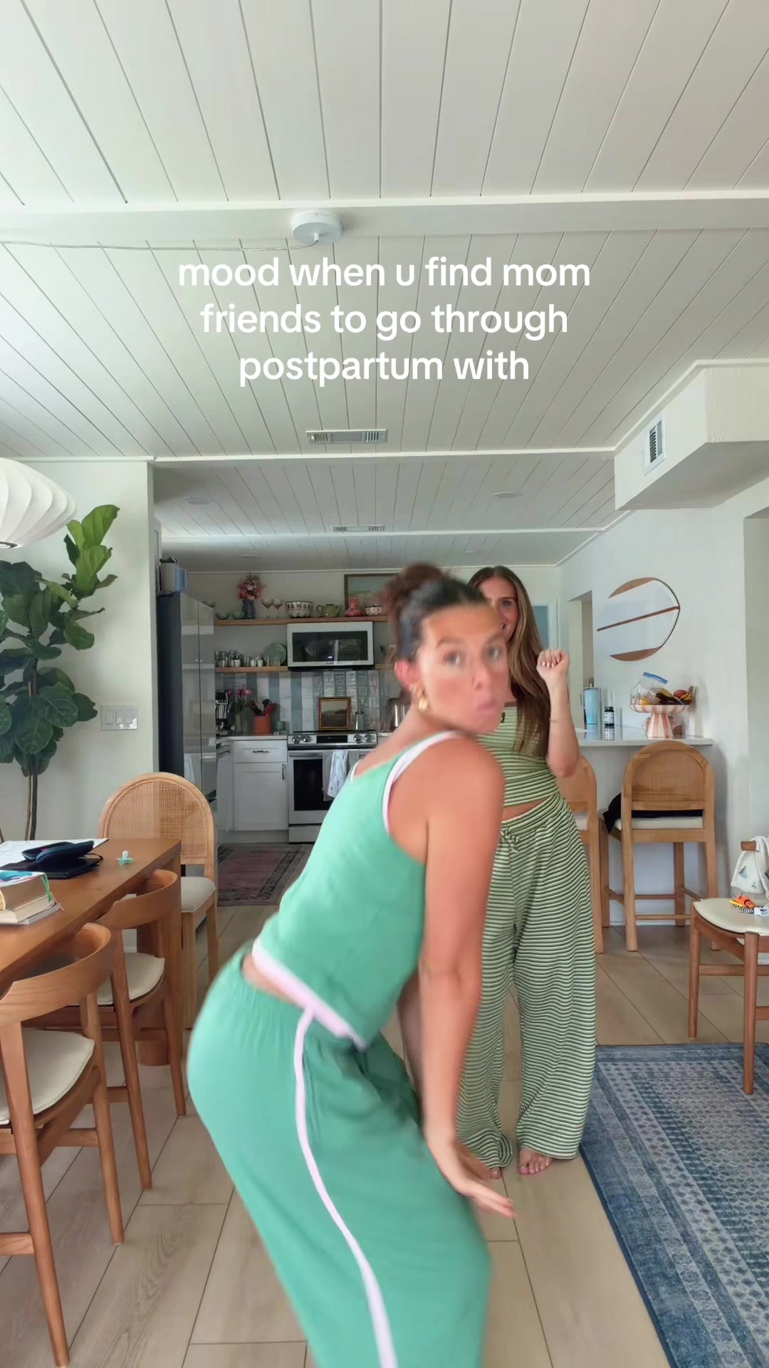@nataliezacek