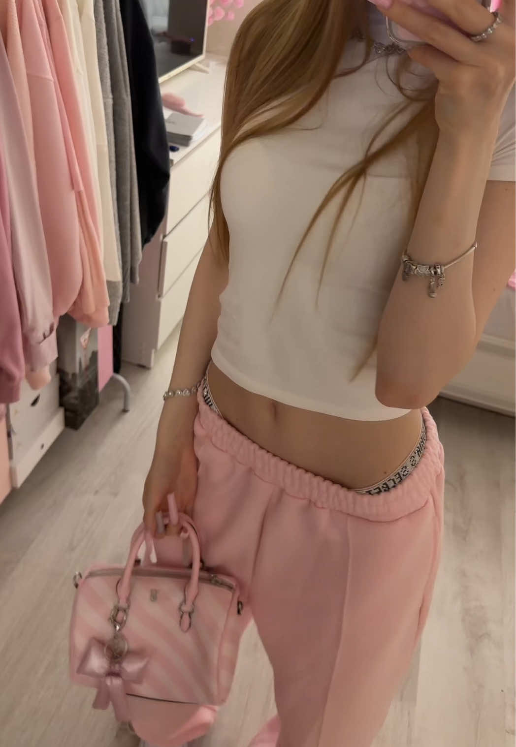 @🎀 𝔀𝔀𝔀_𝓿𝓲𝓴𝓪 🎀
