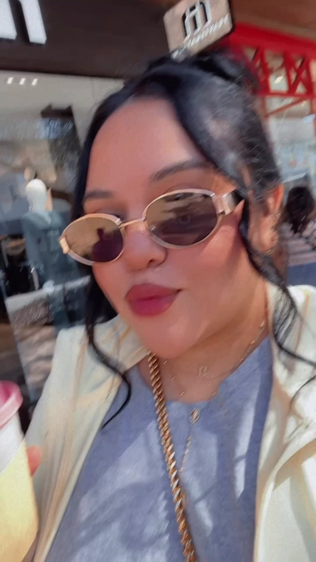 @Alejandra
