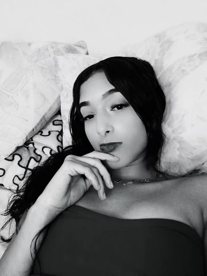 @VALENTINA😍💛