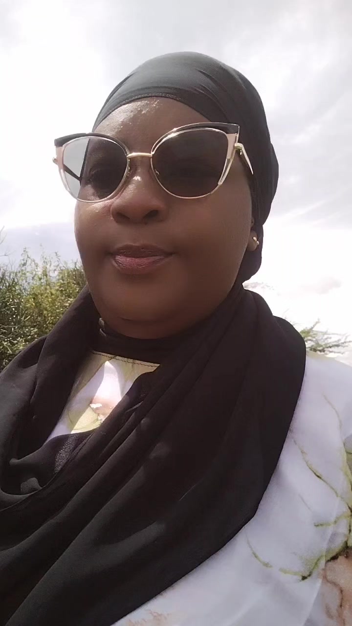 @Aunty Vichaka