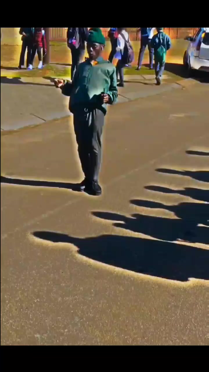 @Ṣ Ä M Ï Z ✍️🕺