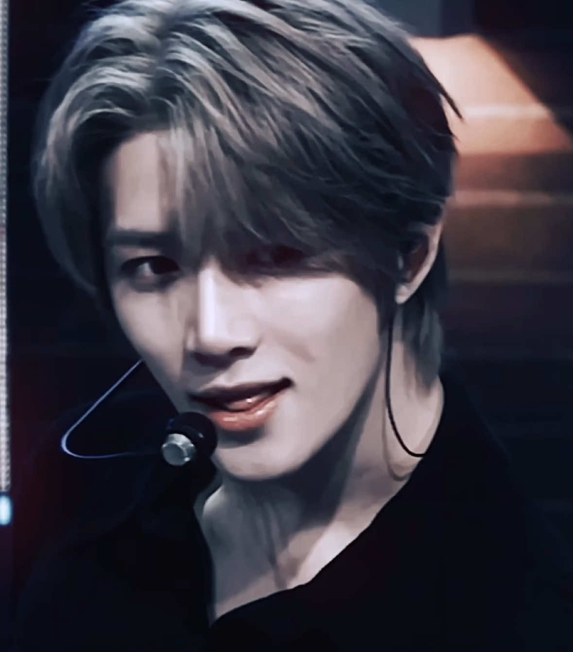 @miles ࣪𖤐