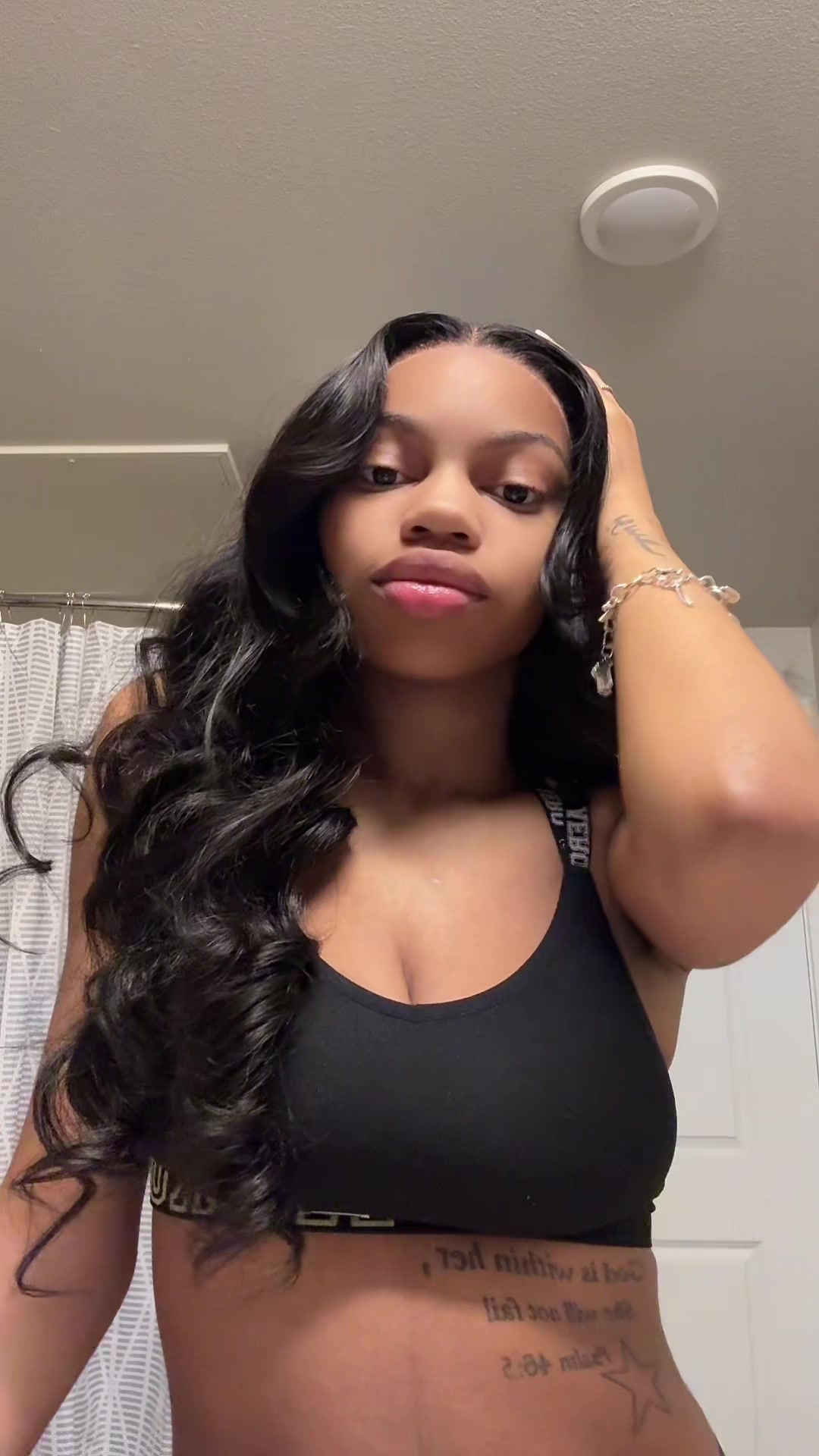 @👄.