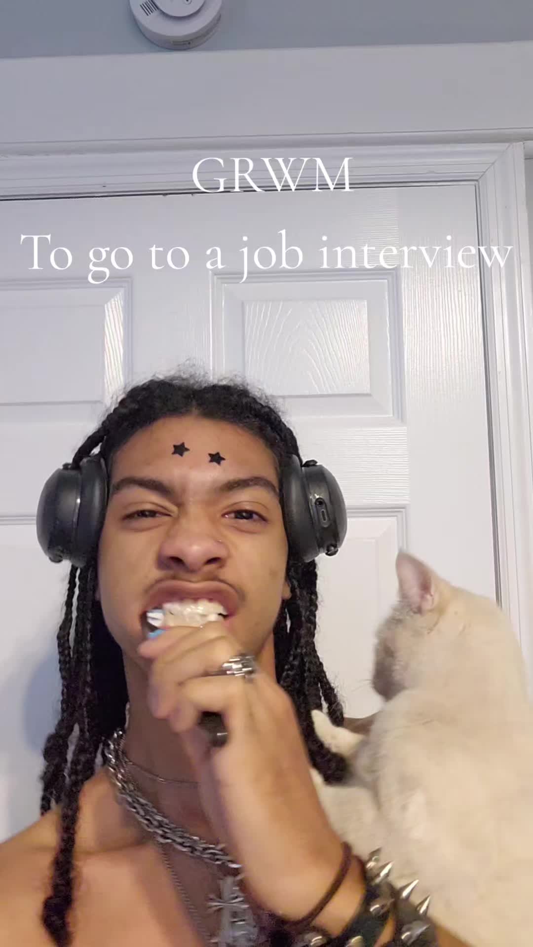 @🪖🐶