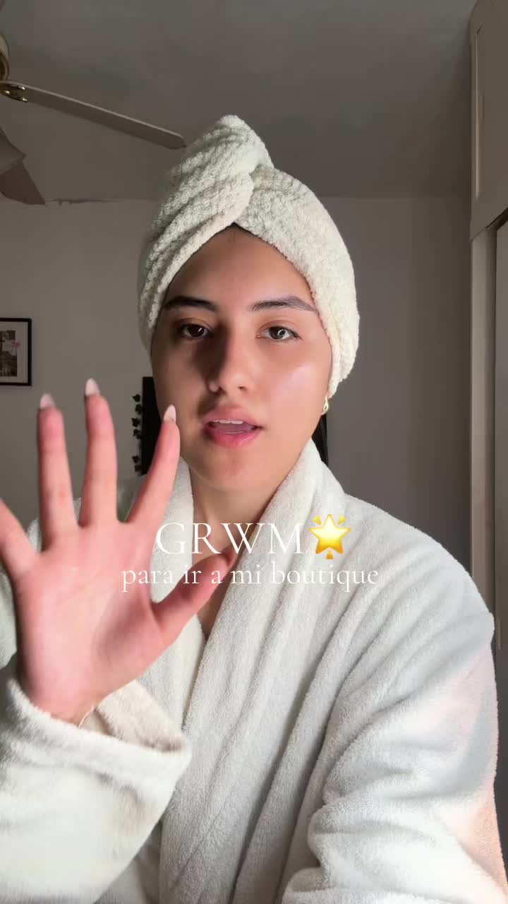 @Karina.leonnn