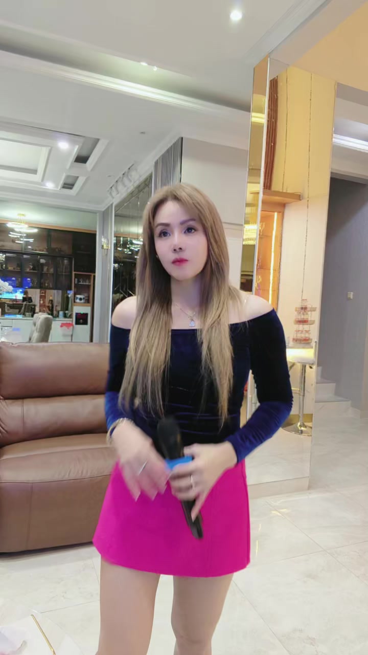 @Mariana wu 81