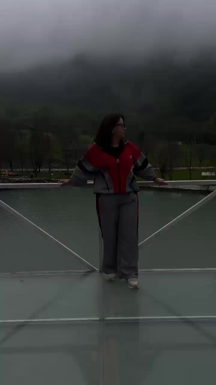 @🦋