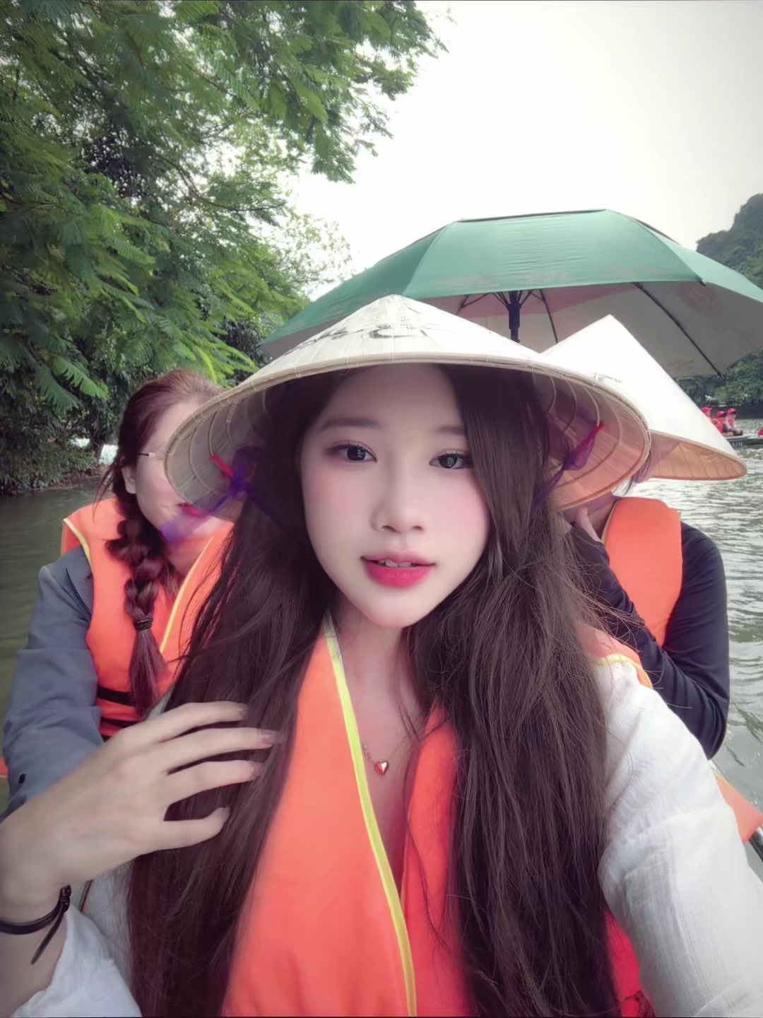 @𝓔𝓶 𝔁𝓲𝓷𝓱 Suri