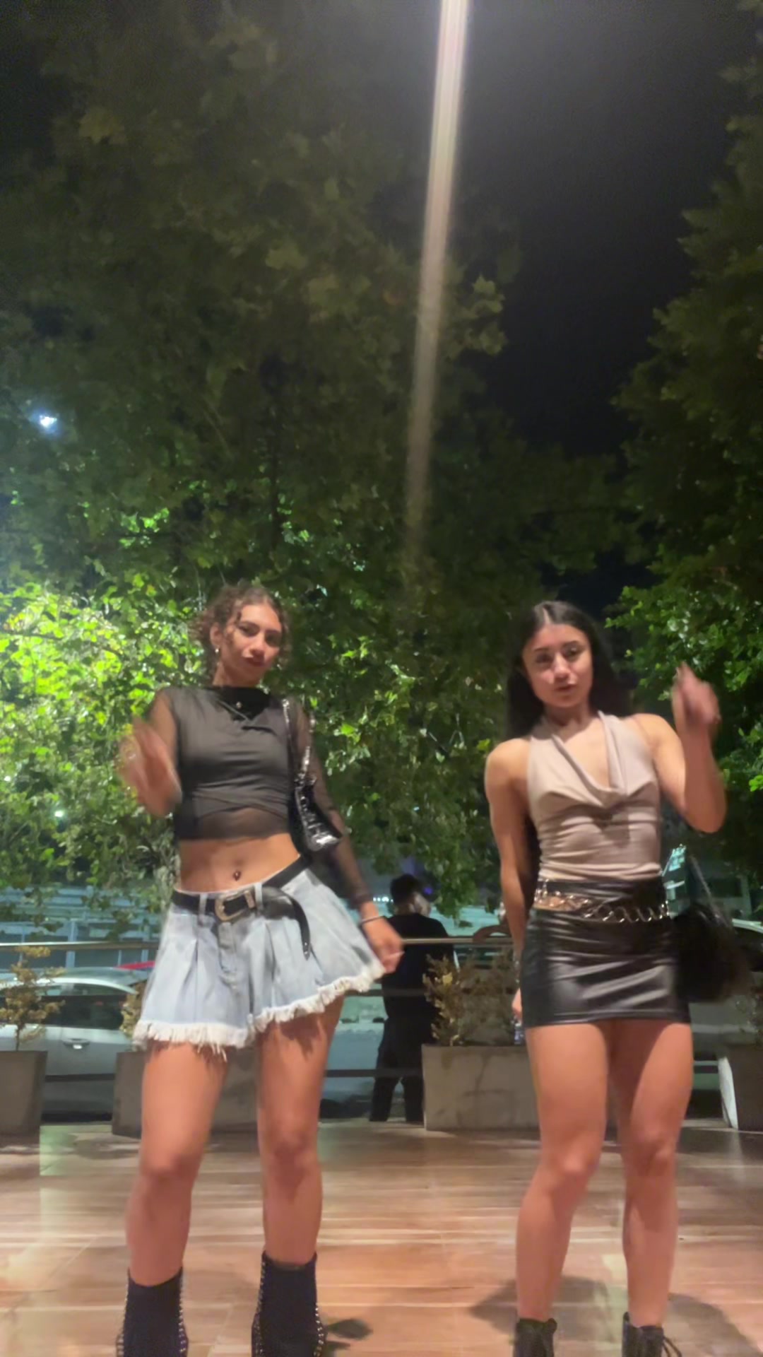 @lulibraaa