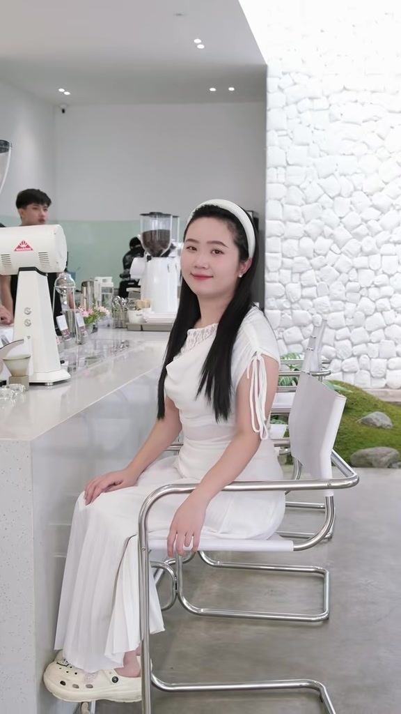 @Con l&agrave; Suri n&egrave; 👸