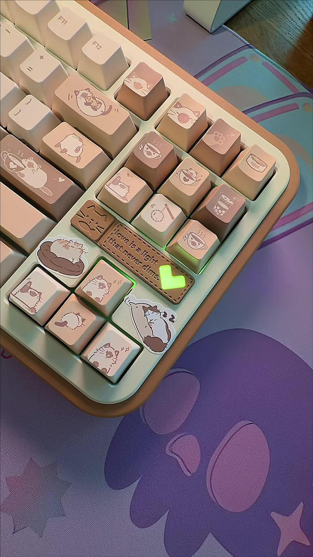 @Keebkollector