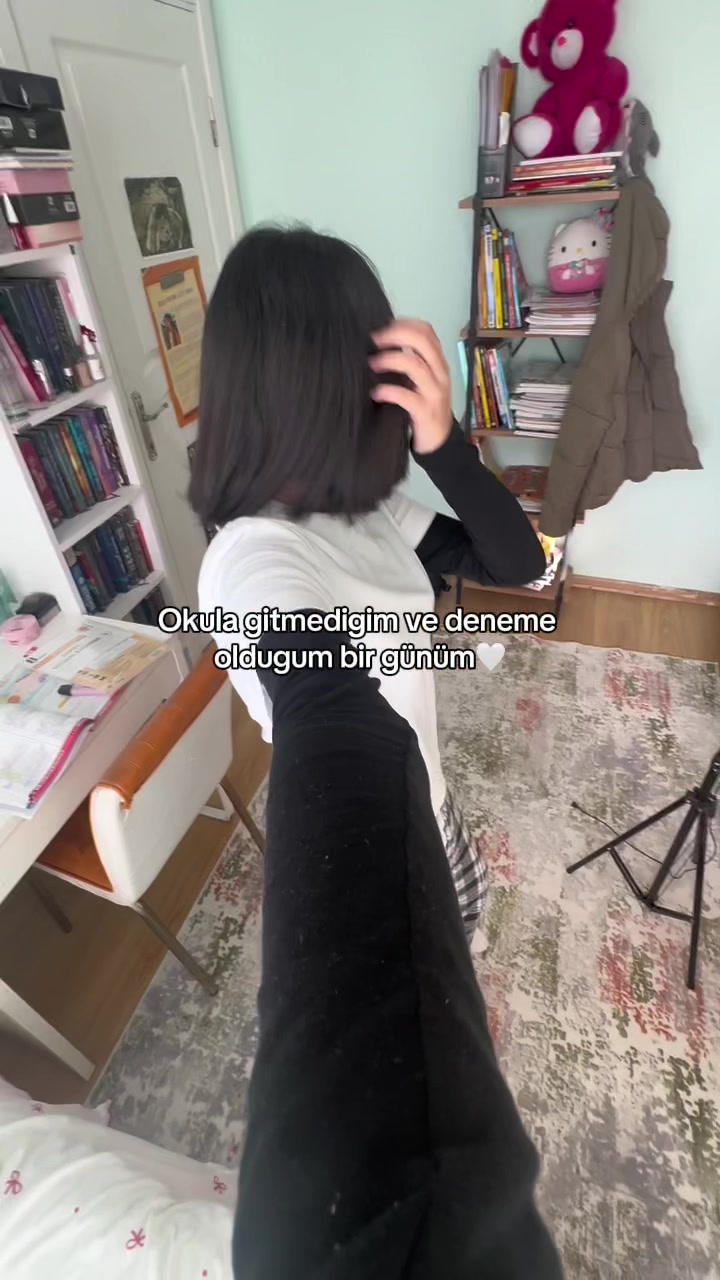 @𝐇𝐞𝐥𝐞𝐧𝐦𝐞𝐦𝐨𝐫𝐢𝐞𝐬