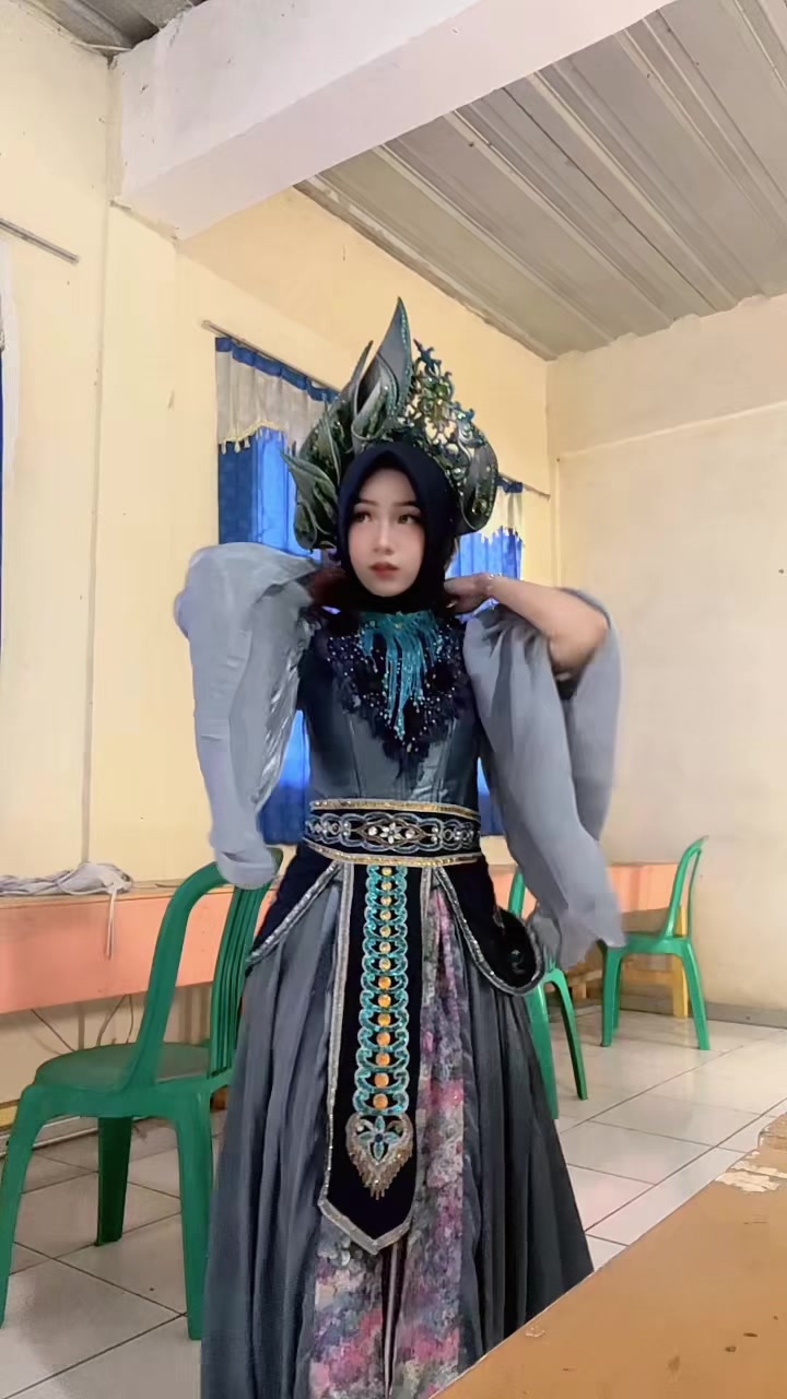 @andin_din୨୧