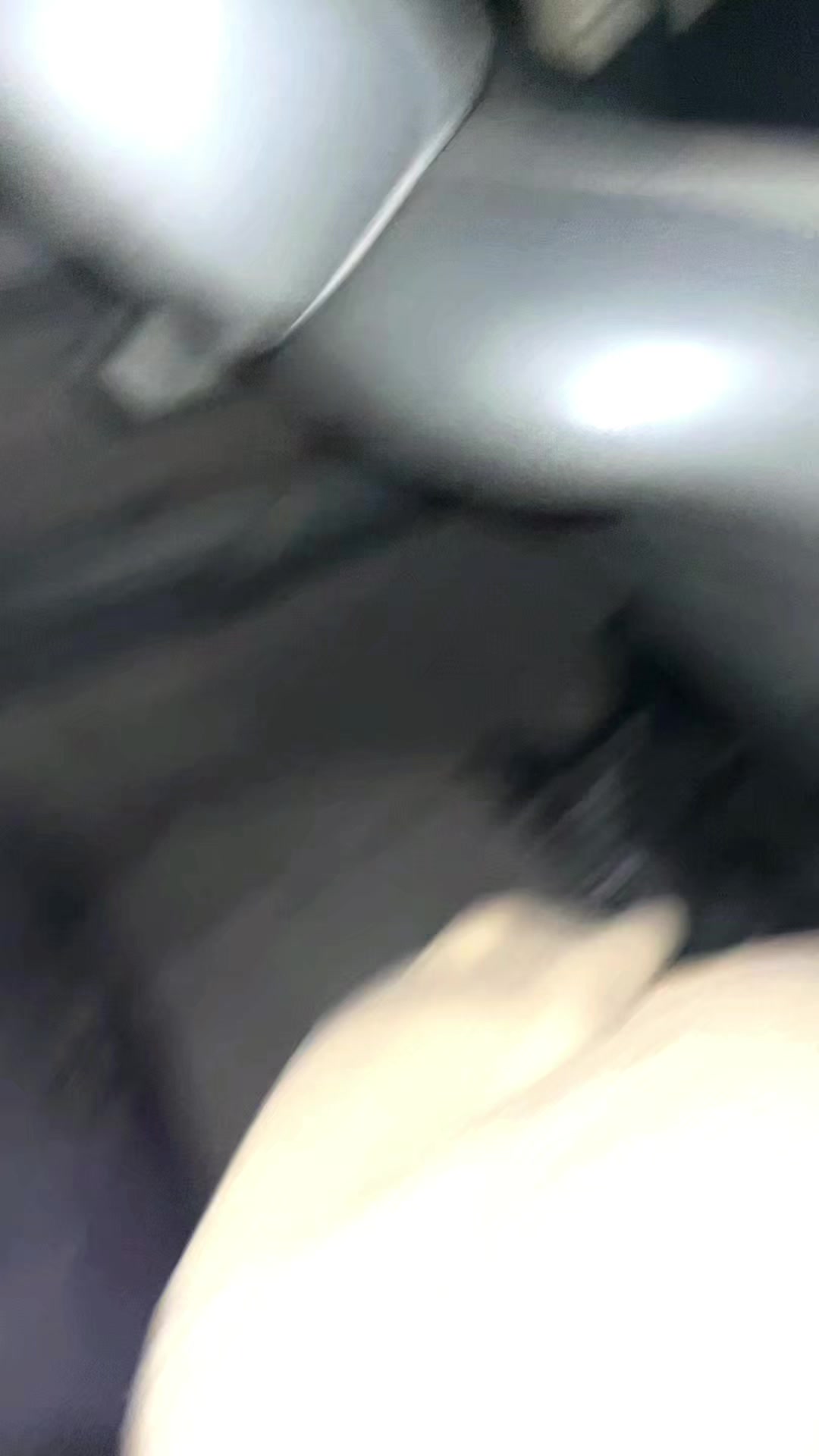 @laura