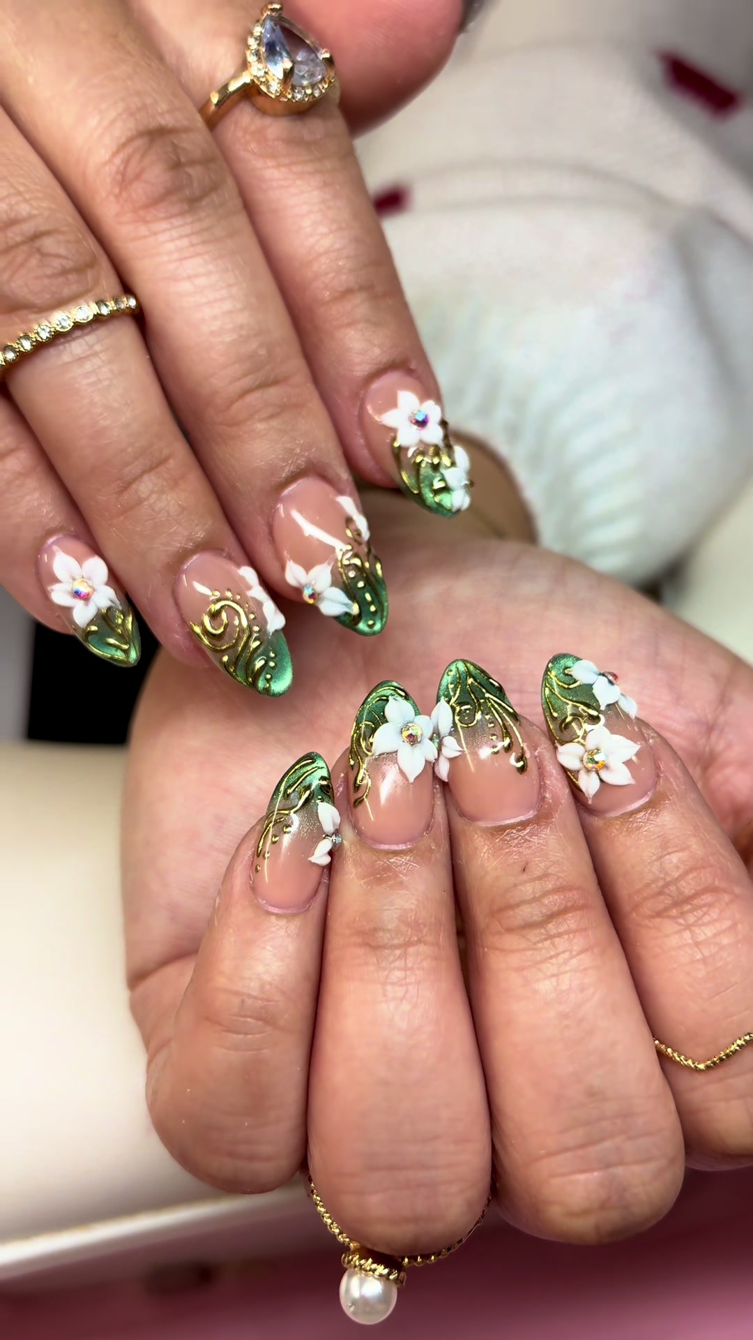 @NailsbyMc