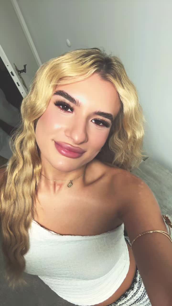 @alinaaaa_2211