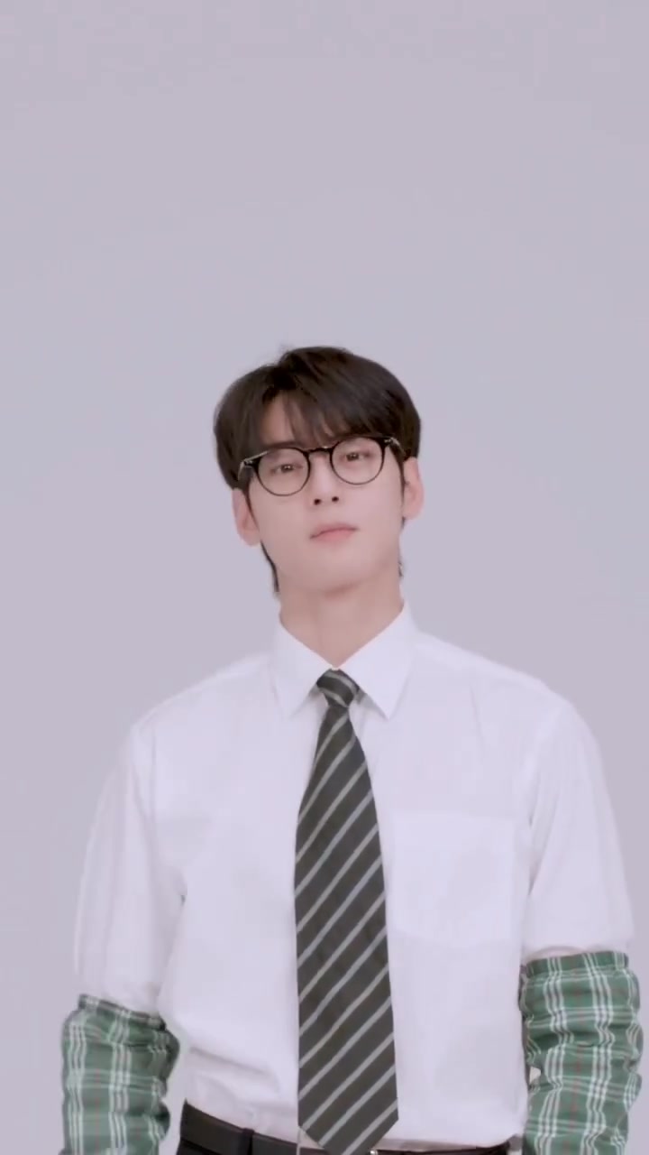 @Meu precioso Eunwoo 💎