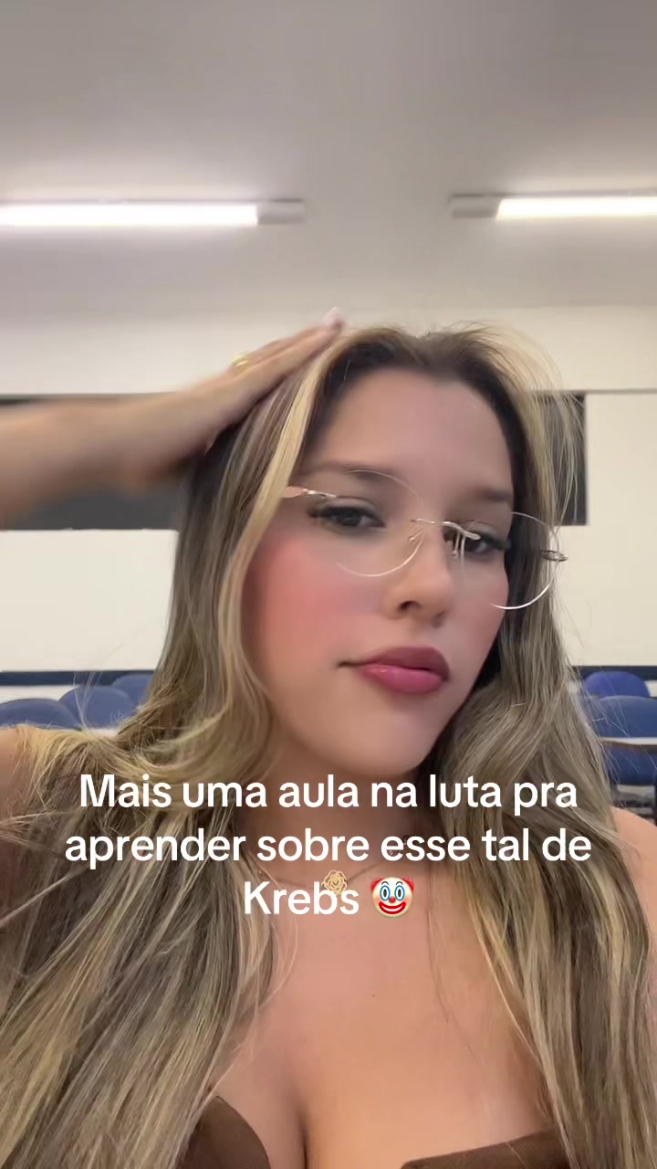 @liagomes020