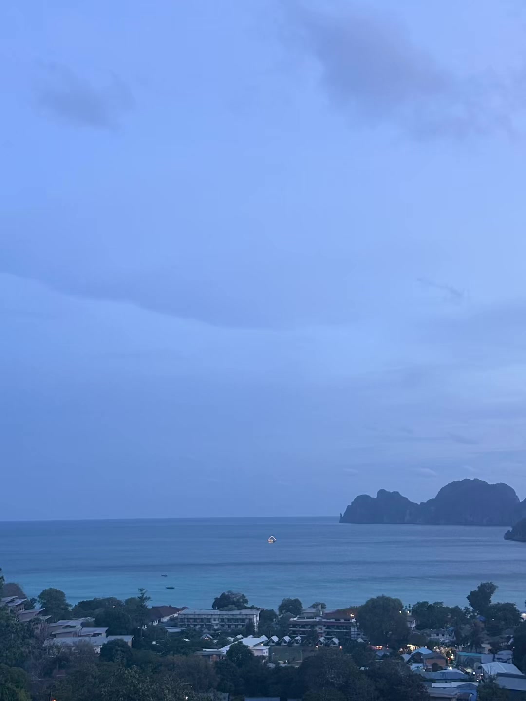 @วันนี้ท้องฟ้าสีอะไร