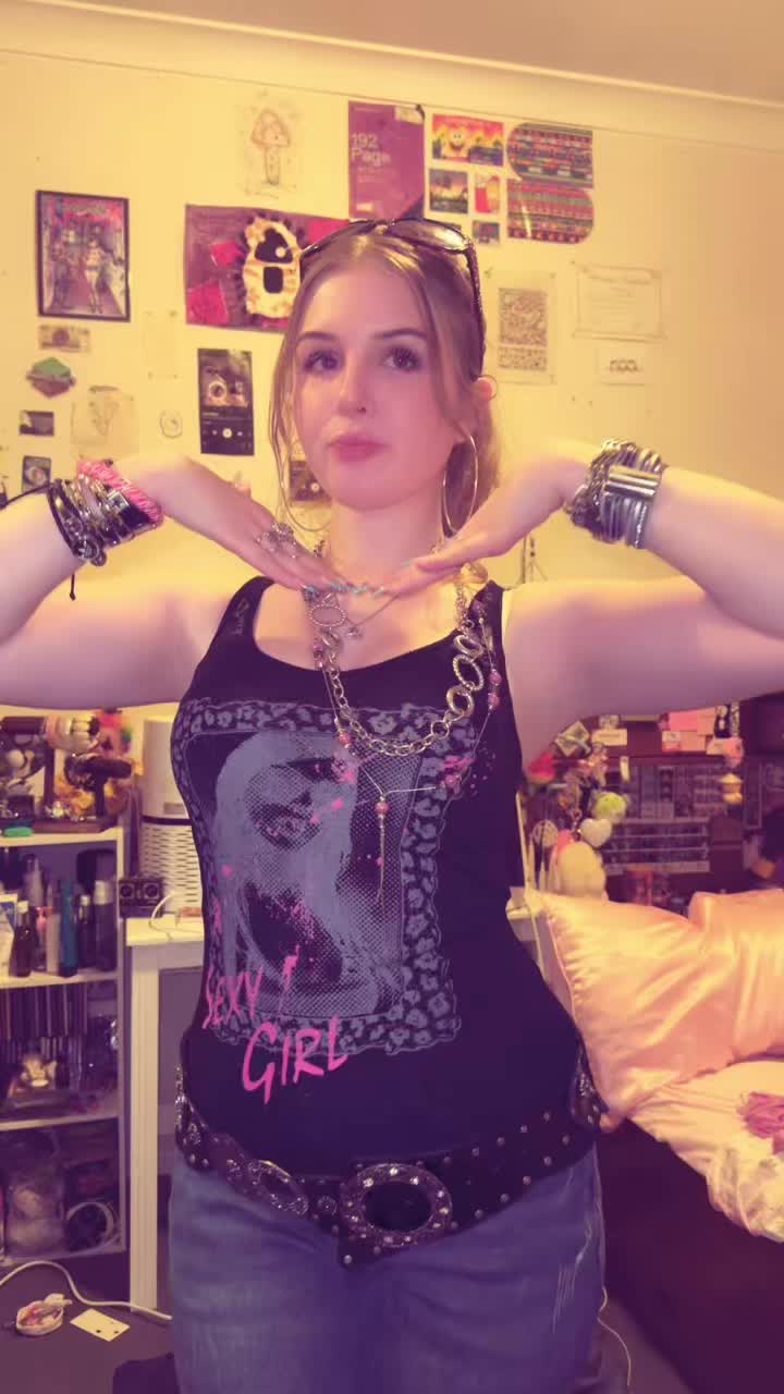 @𝕷𝖚𝖈𝖎𝖑𝖑𝖊