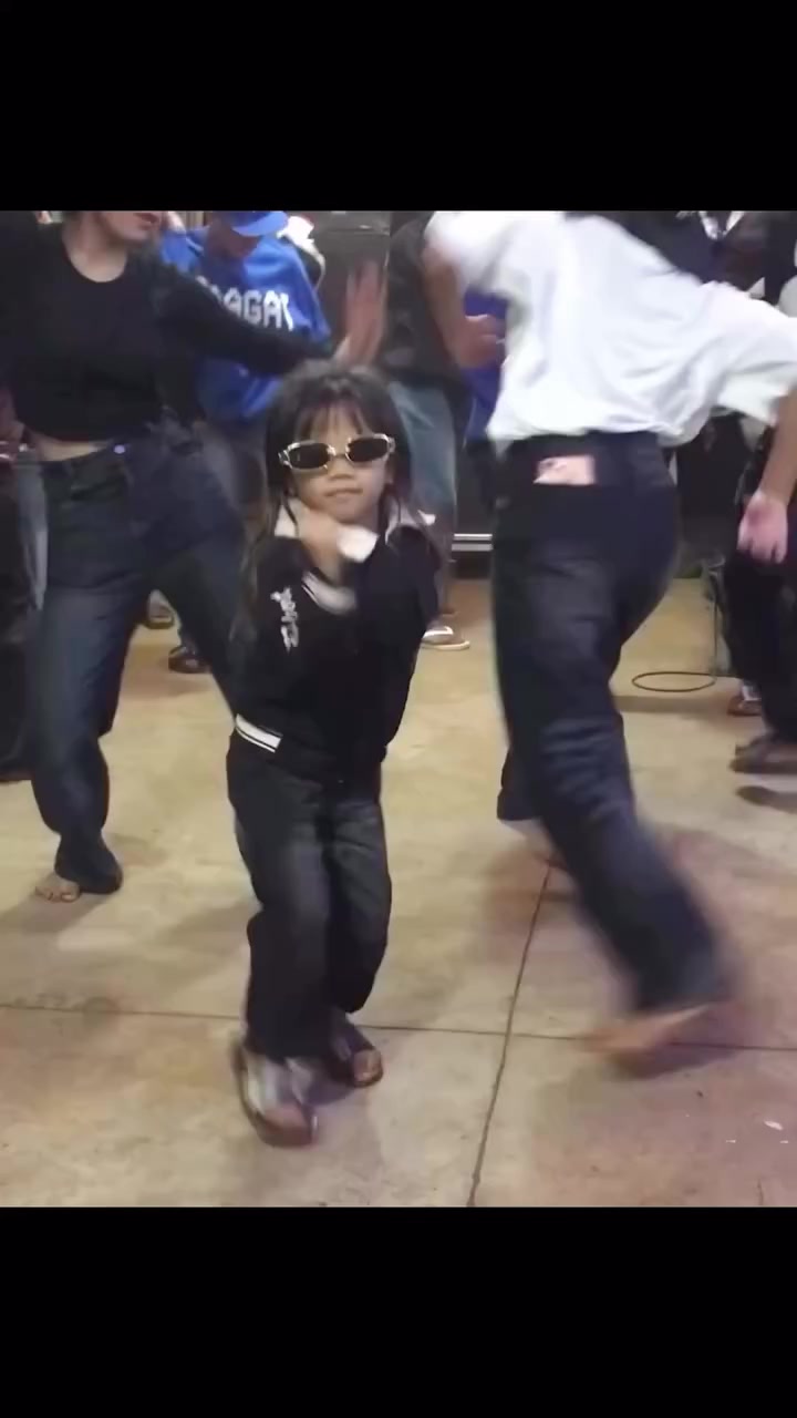 @Monzur Kader (محمد منظور قادر)